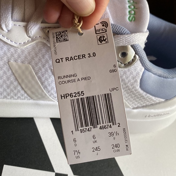 ADIDAS QT RACER 3.0 - Picture 9 of 9